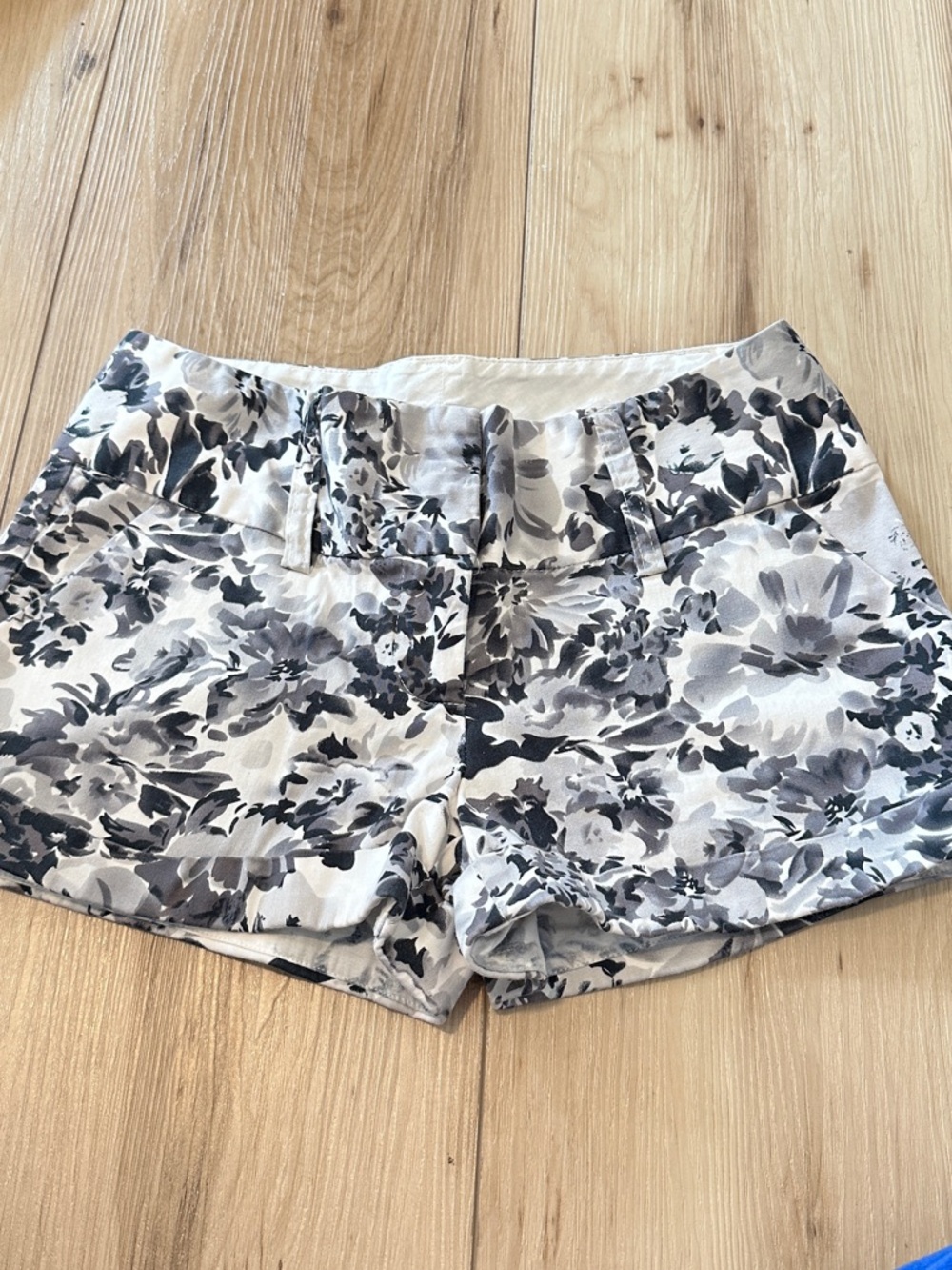 Guess Floral Print Bermuda Shorts in Black and White